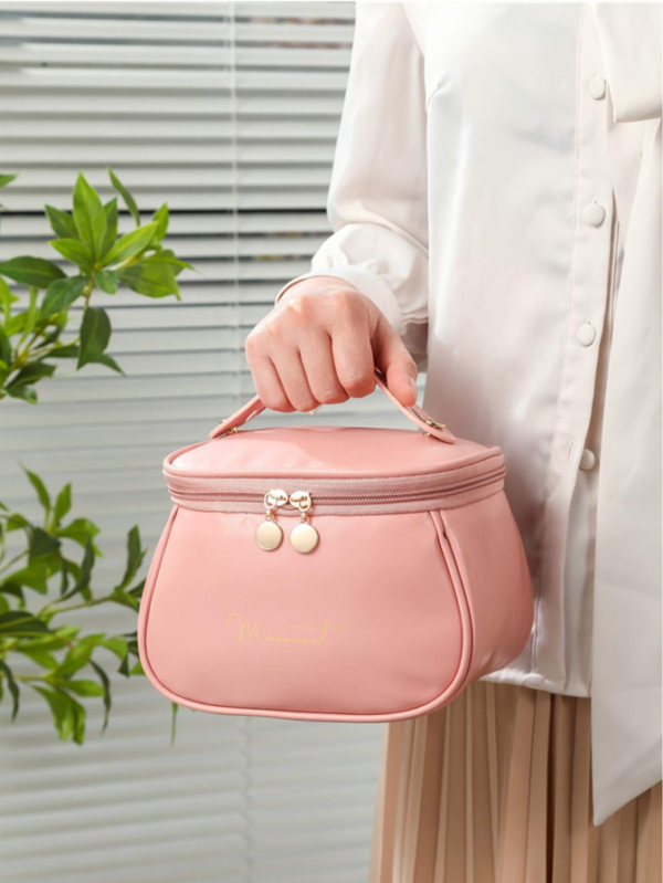 Makeup Bag, Portable Cosmetic Bag Organizer, Water-resistant PU Leather Travel toiletry bag.