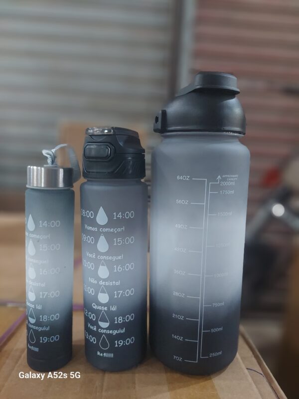 High Quality 3PCS Motivational Water Bottle Set With Stickers & Straws. - Image 4